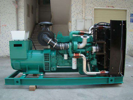 保靖1100kw康明斯柴油发电机组图片 保靖1100kw康明斯柴油发电机组图片